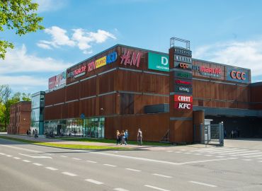 H&M przedłuża umowy najmu z centrami Master Management Group