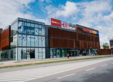 Master Management team successfully negotiates more leases. Brama Mazur broadens its retail and food range